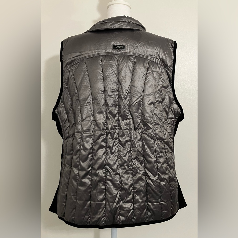 Calvin Klein 2X Silver Premium Down Full Zip Puffer Vest Lightweight Packable - Picture 6 of 9